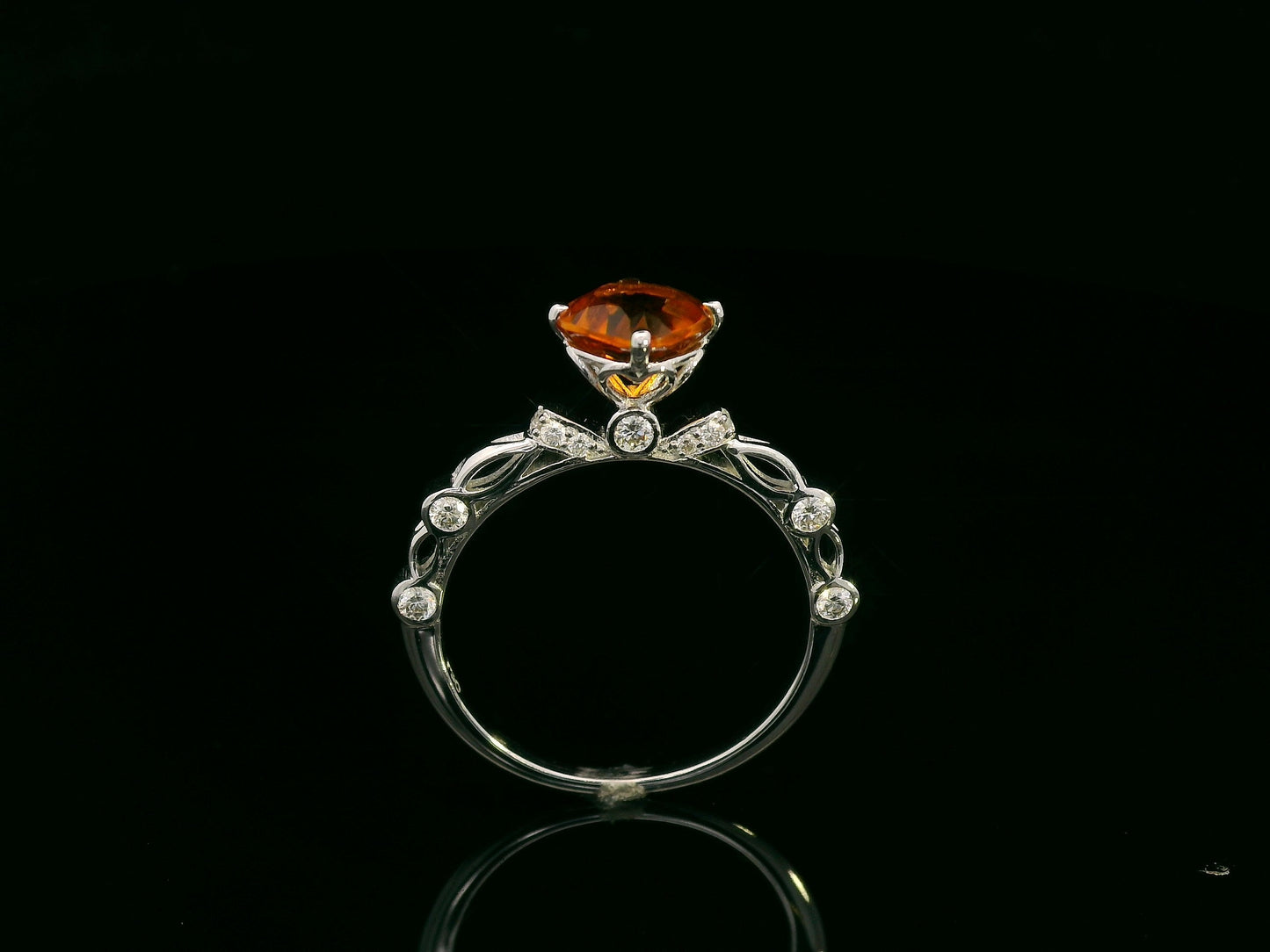 Cushion-cut citrine and diamond ring in 18K white gold, 0.92 carat citrine with diamond halo and openwork shoulders, luxury design by Emirates Diamonds