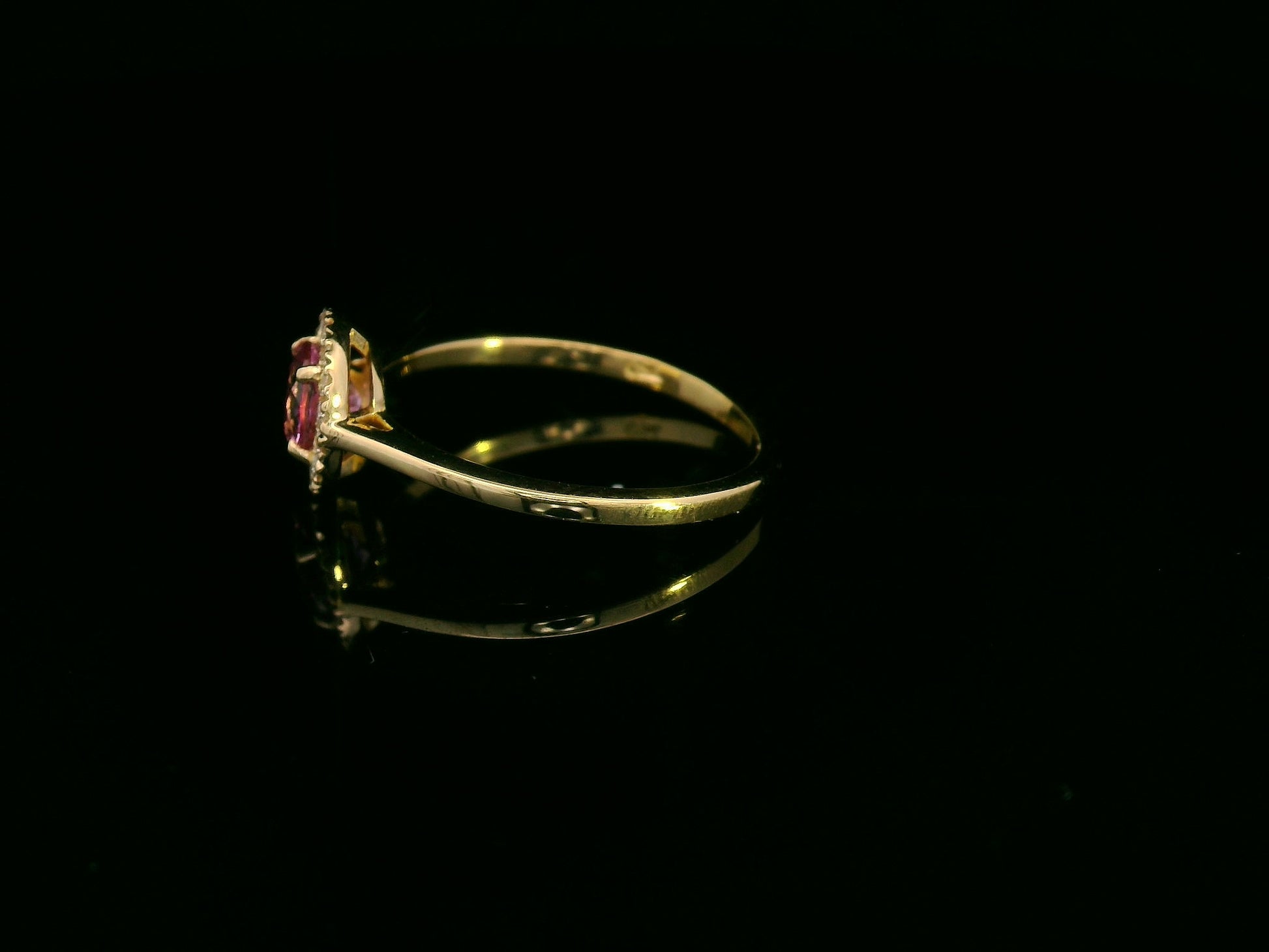 18K yellow gold pink sapphire and diamond halo ring – fine jewelry by Emirates Diamonds