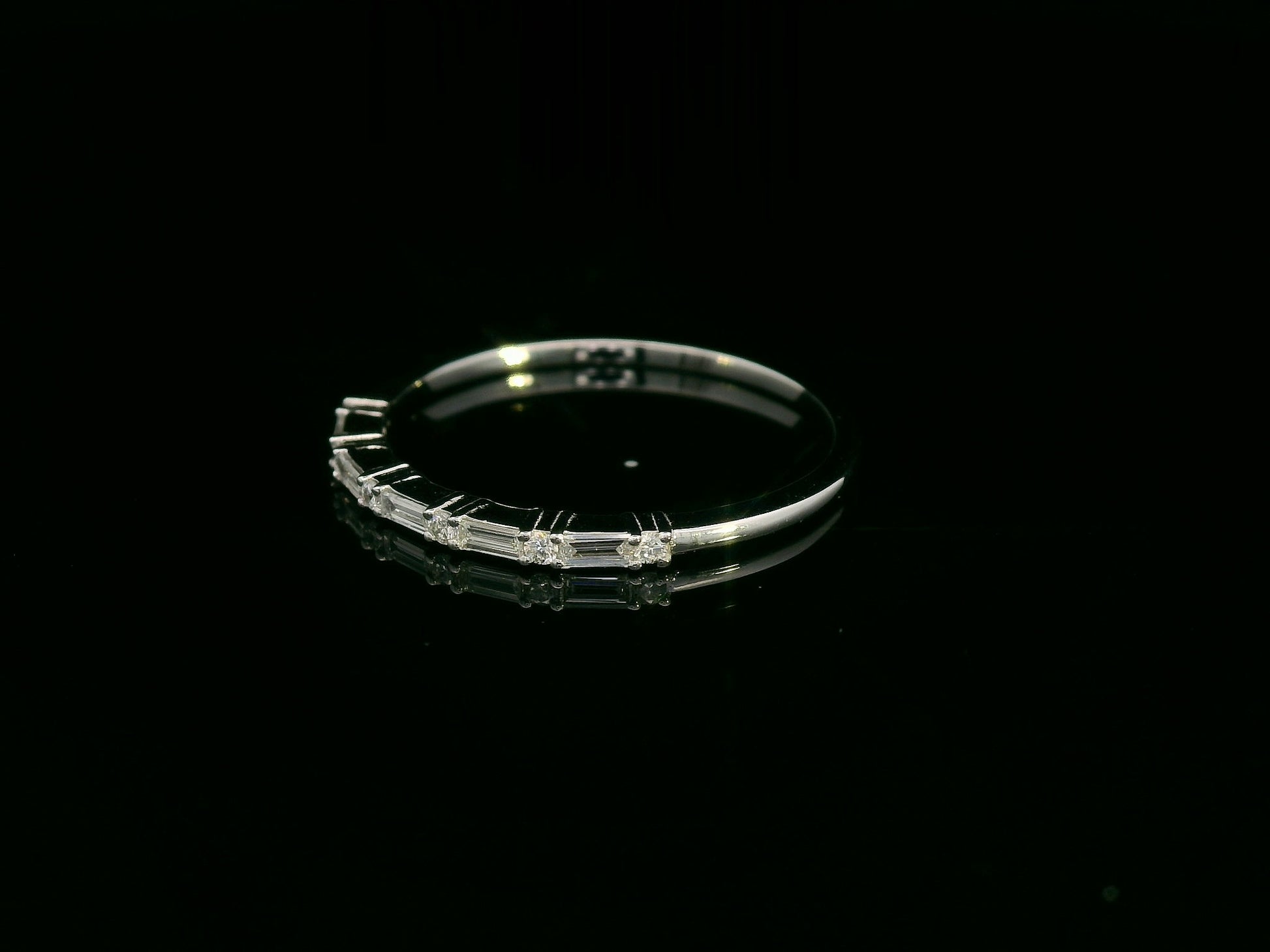 18K white gold baguette and round diamond band – 0.15ct modern stacking ring by Emirates Diamonds