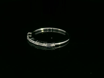 18K white gold baguette and round diamond band – 0.15ct modern stacking ring by Emirates Diamonds