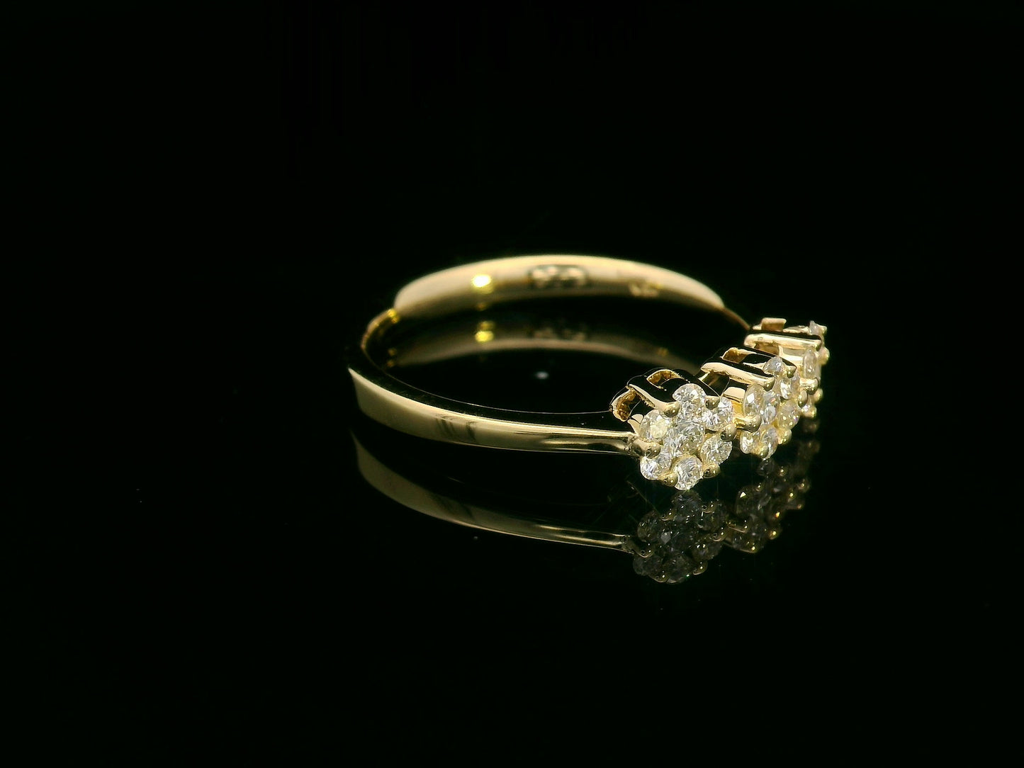 18K yellow gold diamond cluster trio ring – 0.34ct diamonds by Emirates Diamonds