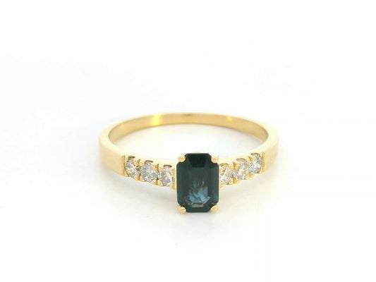 18K yellow gold emerald-cut blue sapphire and diamond ring – 0.46ct sapphire, 0.23ct diamonds by Emirates Diamonds