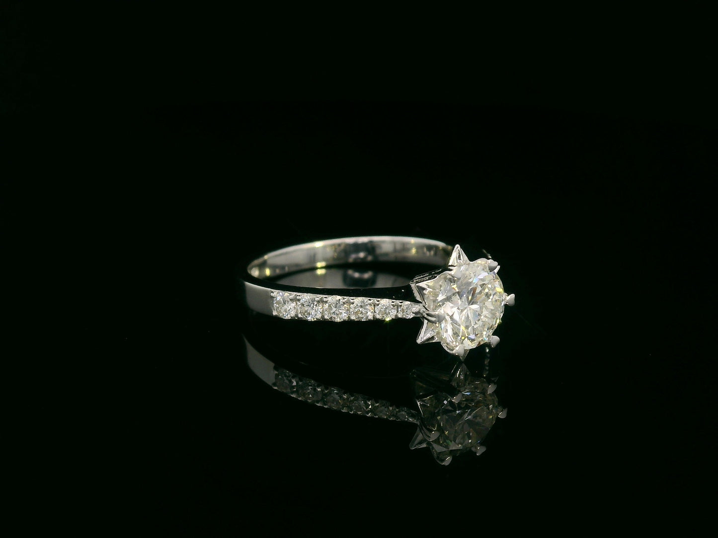 18K white gold 1.00ct diamond engagement ring with pavé shoulders and IGI certification – Emirates Diamonds