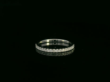 18K white gold emerald-cut diamond bridal ring set with pavé diamond band – 0.90ct center stone, luxury fine jewelry by Emirates Diamonds.