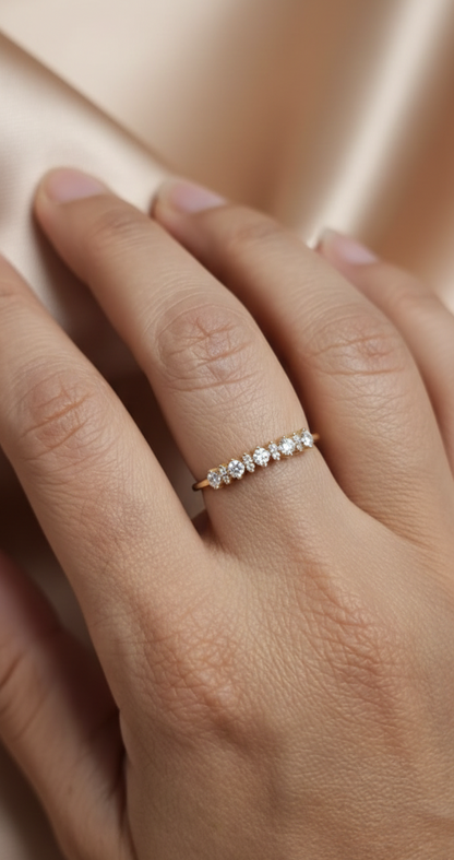 18K yellow gold alternating diamond band – 0.32ct diamonds with repeating large-and-small pattern by Emirates Diamonds