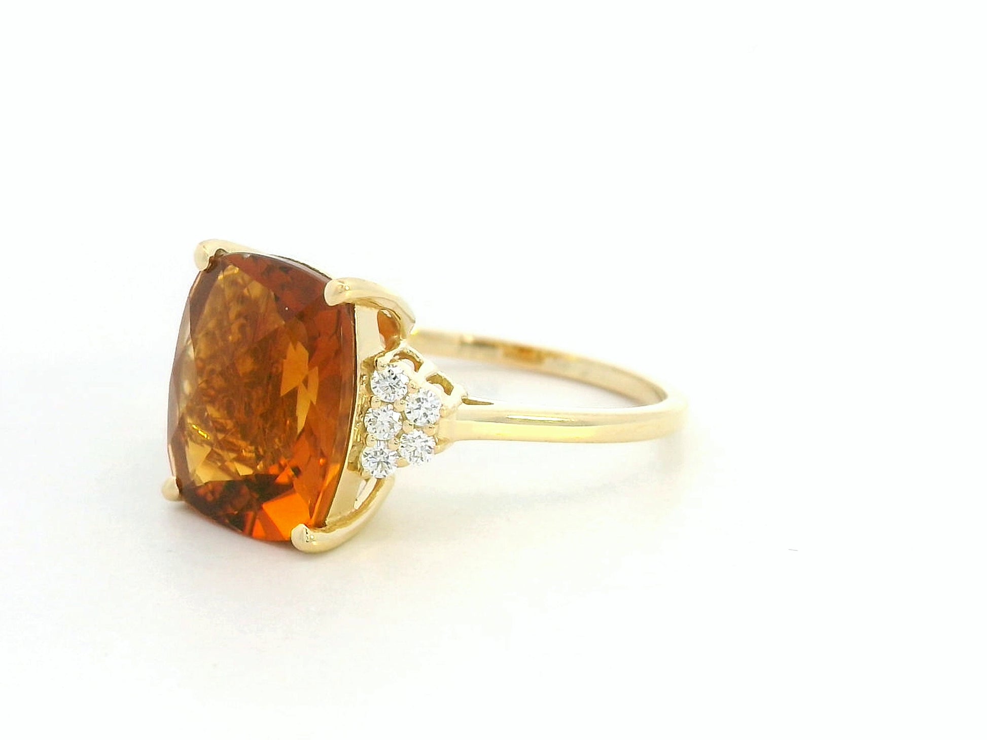 18K yellow gold cushion-cut citrine and diamond ring featuring a 4.37 carat citrine and 0.16 carat total diamond weight by Emirates Diamonds