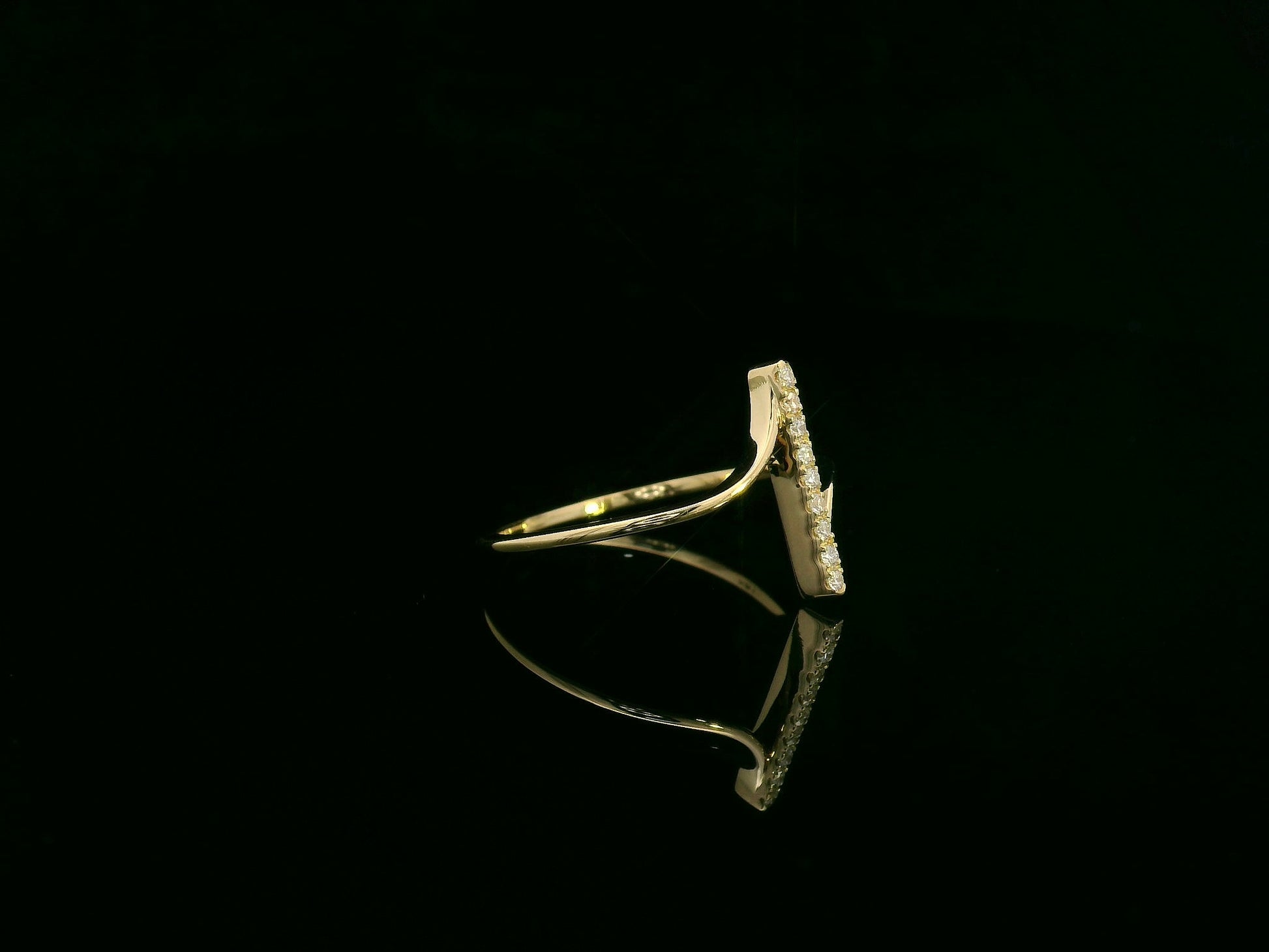 18K yellow gold diamond bar ring with vertical pavé-set natural diamonds, modern minimalist fine jewelry by Emirates Diamonds