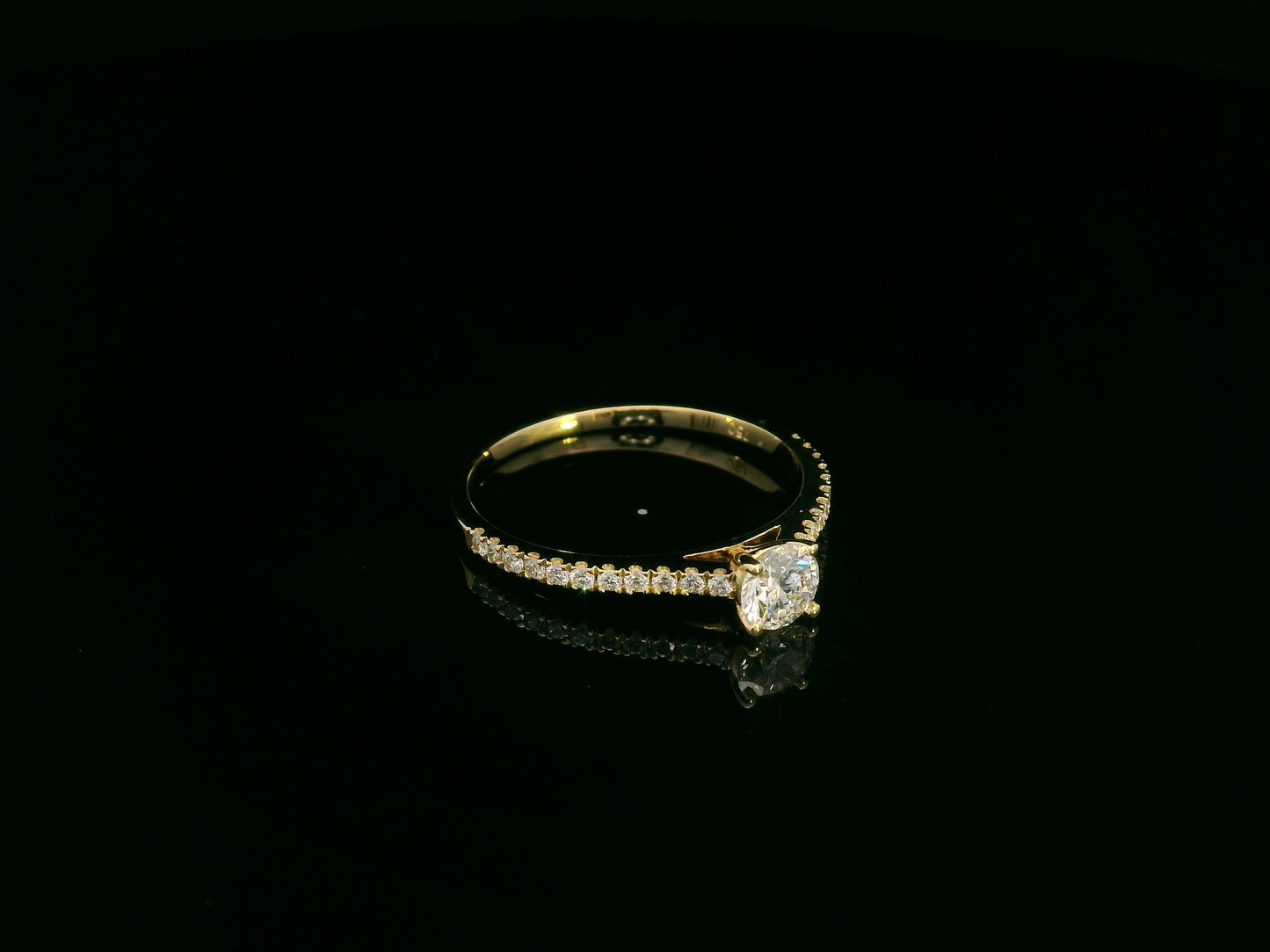 Diamond Solitaire Engagement Ring with Pavé Band in 18K Yellow Gold