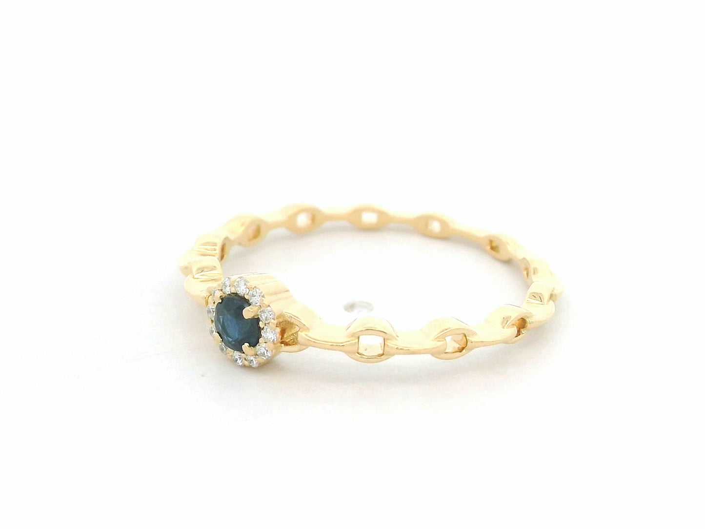 18K yellow gold blue sapphire and diamond halo ring with delicate chain band, 0.21 carat gemstones by Emirates Diamonds