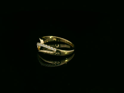 18K yellow gold diamond wave ring with triple band illusion design by Emirates Diamonds