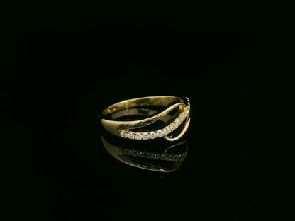 18K yellow gold diamond wave ring with triple band illusion design by Emirates Diamonds