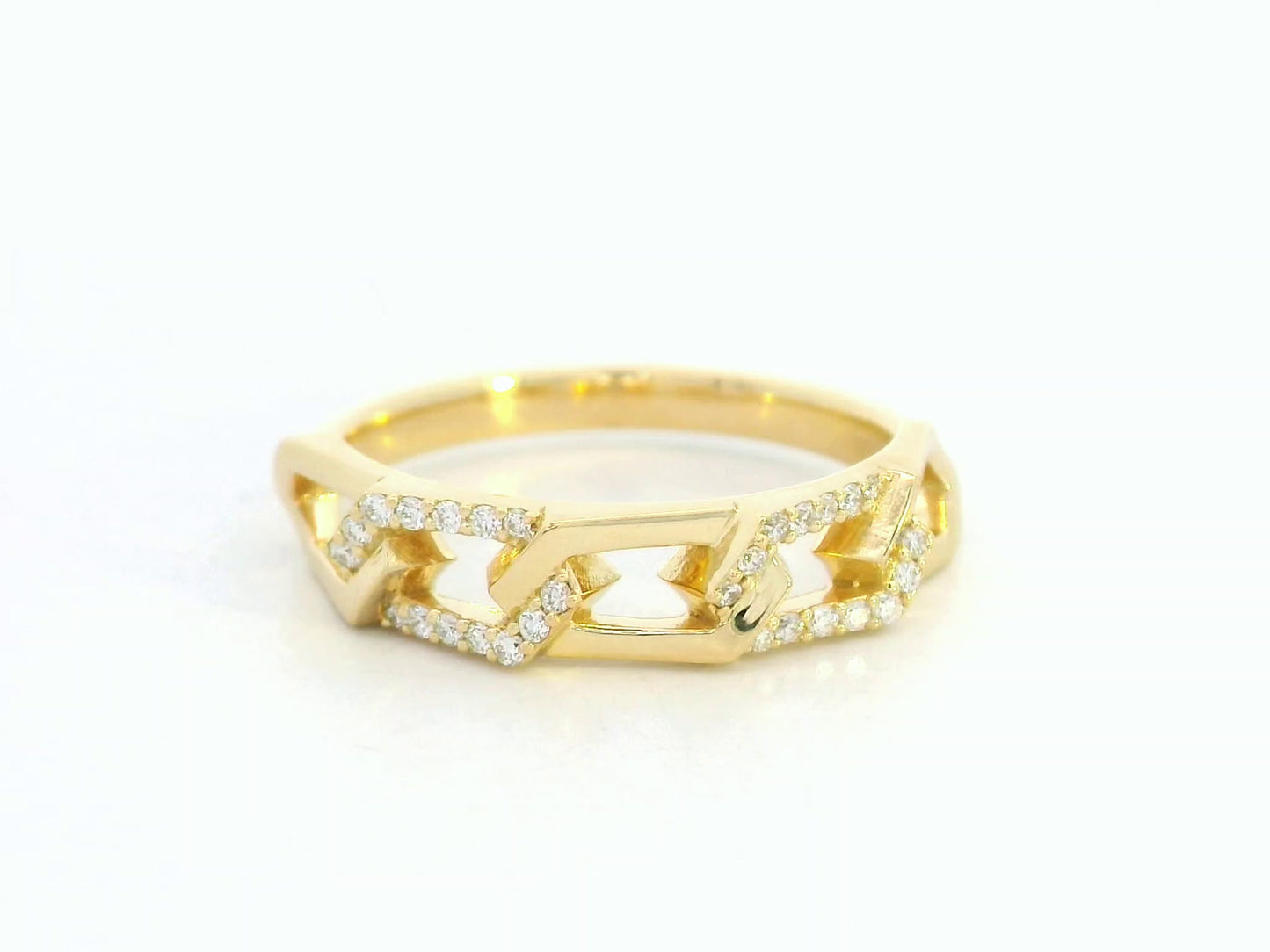 18K yellow gold diamond link band ring with natural diamonds by Emirates Diamonds