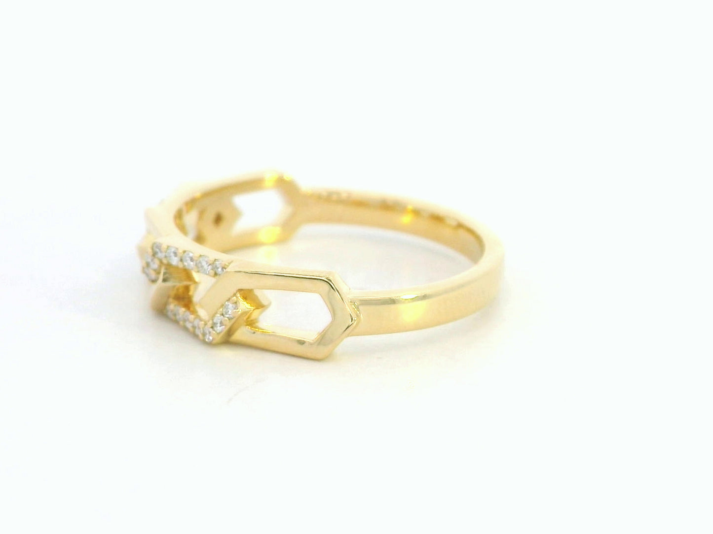 18K yellow gold diamond link band ring with natural diamonds by Emirates Diamonds