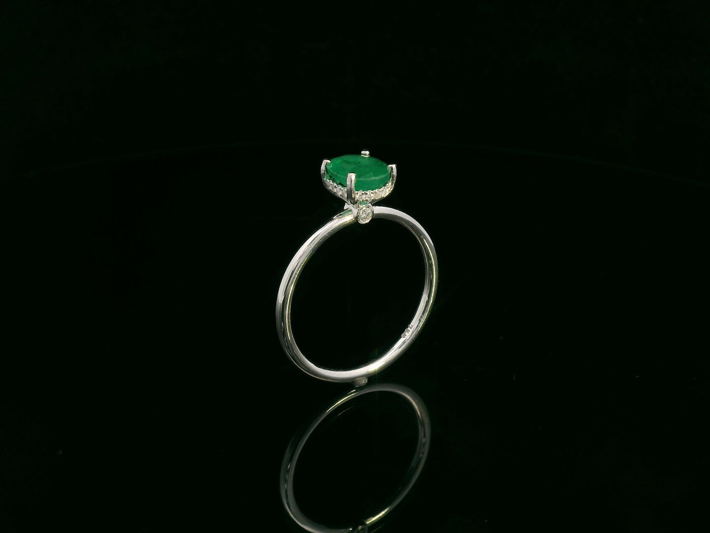 Emerald & Diamond Ring in 18K White Gold