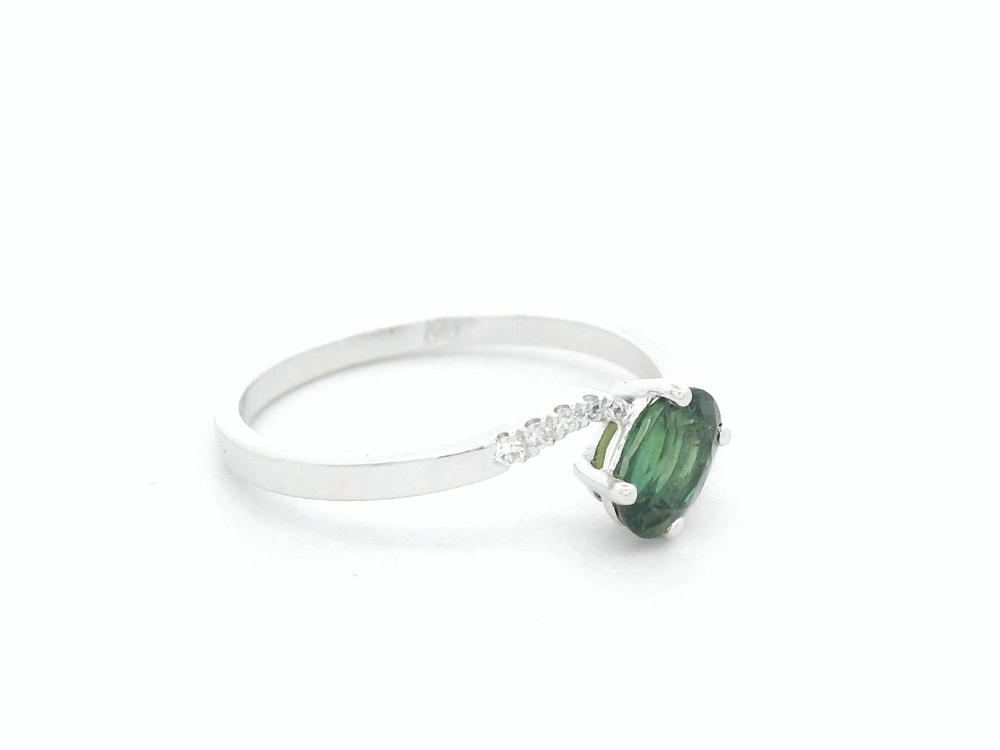 0.86 carat oval green sapphire and diamond ring in 18K white gold by Emirates Diamonds