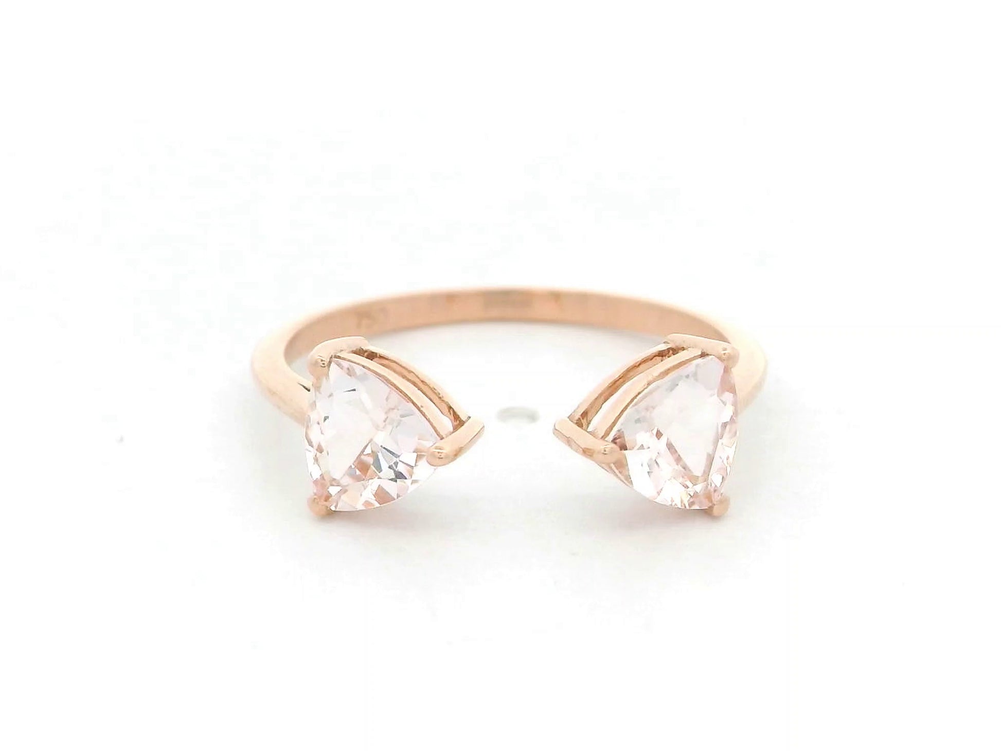 Pear shape morganite toi et moi ring in 18K rose gold by Emirates Diamonds