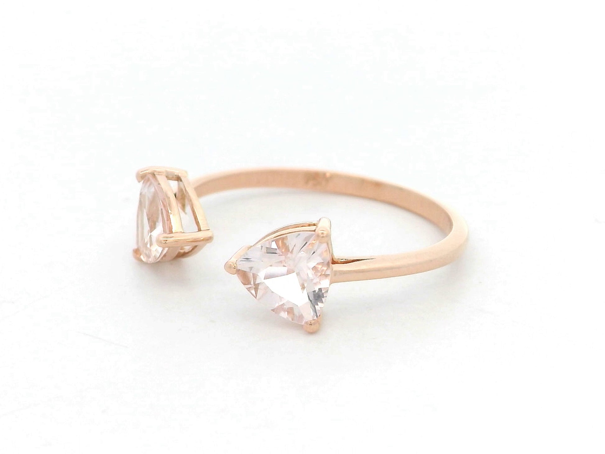 Pear shape morganite toi et moi ring in 18K rose gold by Emirates Diamonds