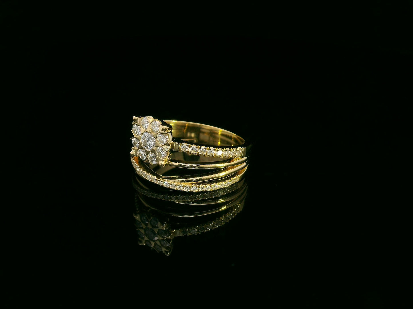 0.63 carat diamond cluster bridal ring in 18K yellow gold with pavé split shank by Emirates Diamonds