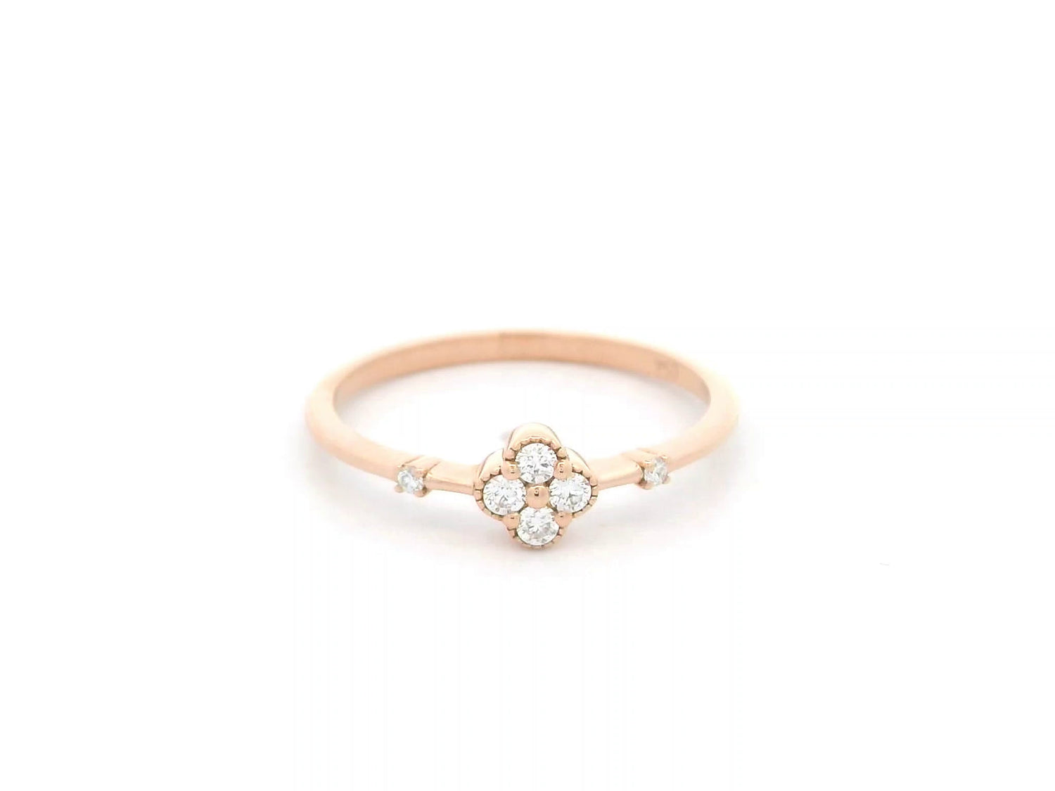 Diamond cluster ring in 18K rose gold by Emirates Diamonds
