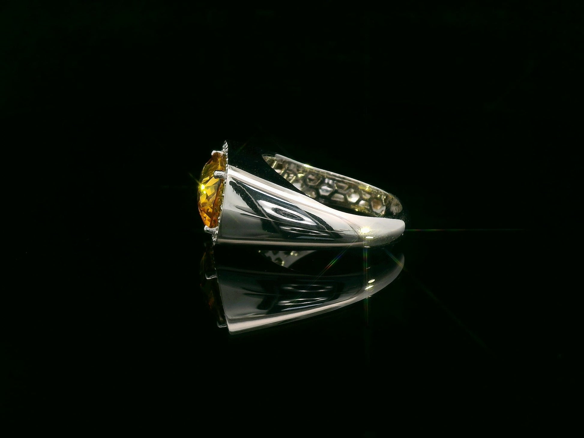 7.50 carat yellow sapphire men’s ring with diamond halo in 18K white gold by Emirates Diamonds Dubai