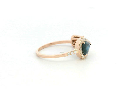 Blue sapphire and diamond toi et moi ring in 18K rose gold by Emirates Diamonds