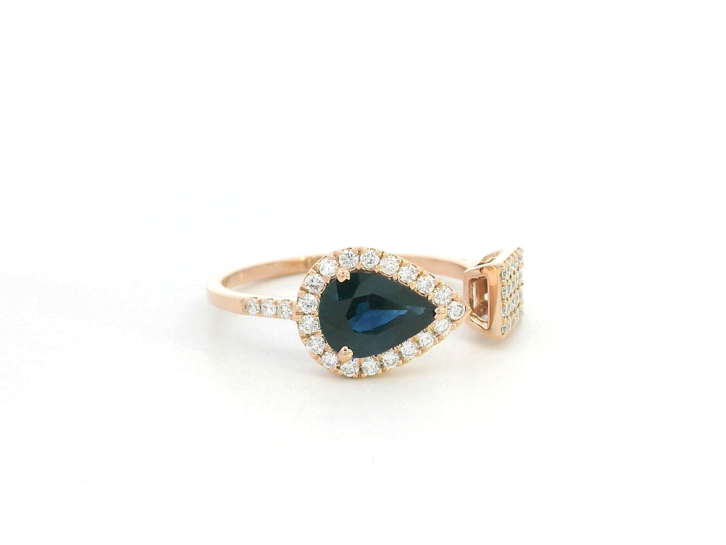Blue sapphire and diamond toi et moi ring in 18K rose gold by Emirates Diamonds