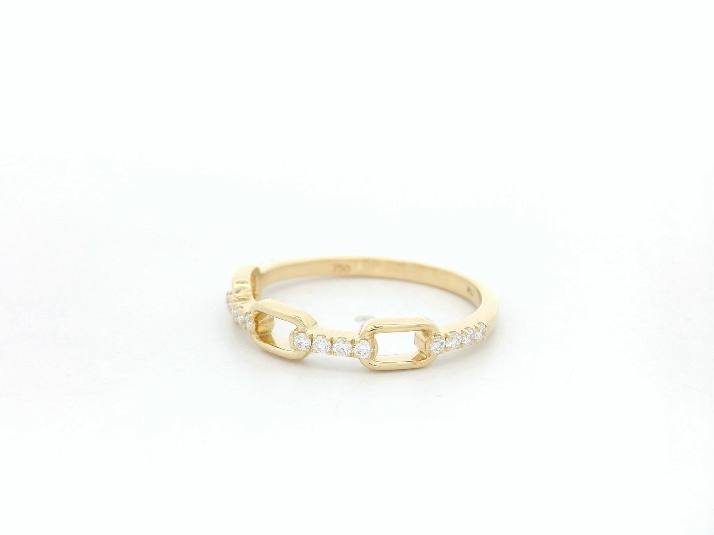Diamond link band ring in 18K yellow gold with pavé diamond accents by Emirates Diamonds