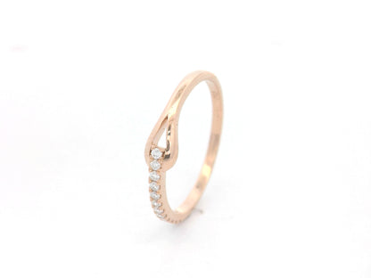 Diamond split shank ring 0.11 carat pavé diamonds in 18K rose gold by Emirates Diamonds
