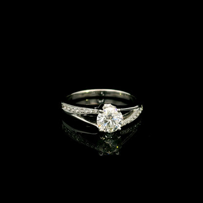 Round Diamond Twist Engagement Ring in 18K White Gold