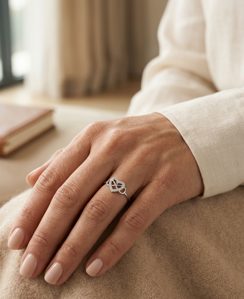 18K white gold diamond heart ring with modern open design