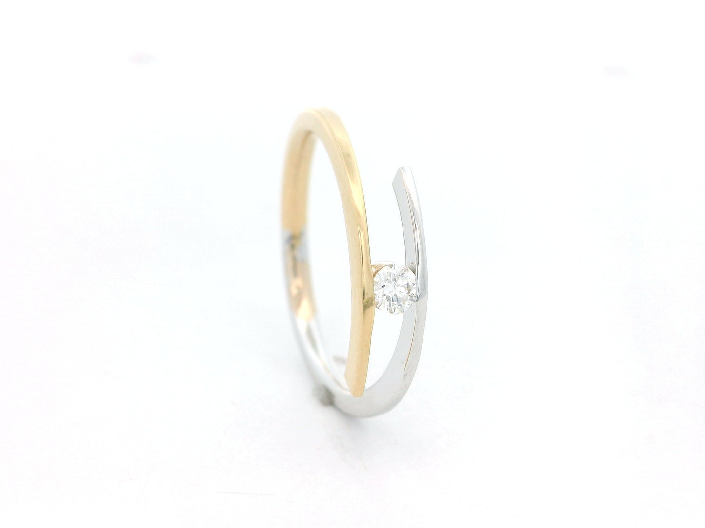 Two-tone diamond open wrap ring in 18K yellow and white gold with round diamond