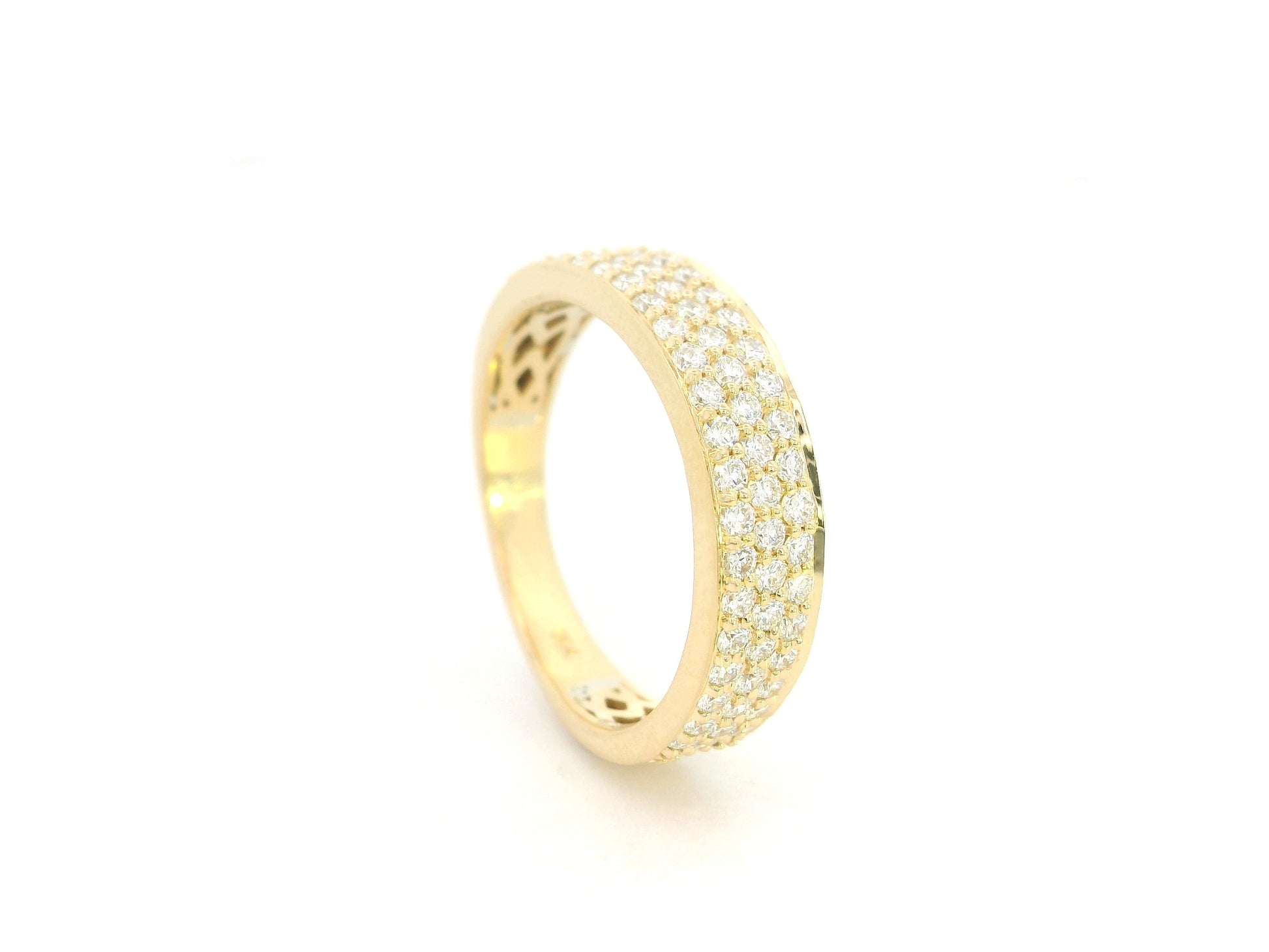Diamond pave band ring in 18K yellow gold with multi-row diamonds