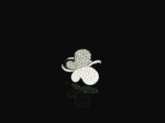 Statement diamond butterfly ring in 18K white gold pavé 1.18 carat