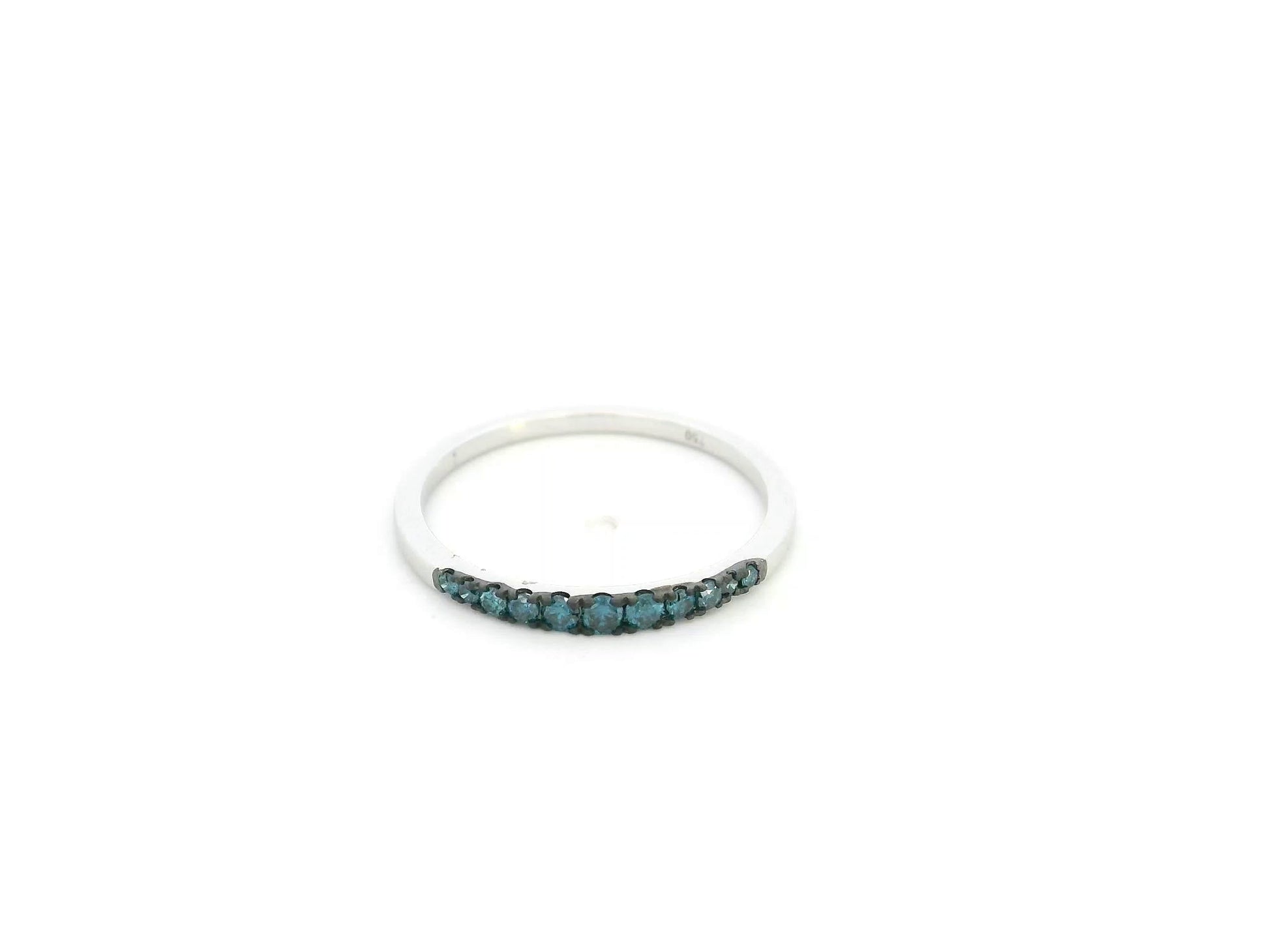 18K white gold blue diamond half eternity ring, 0.20 carat minimalist stackable band – Emirates Diamonds