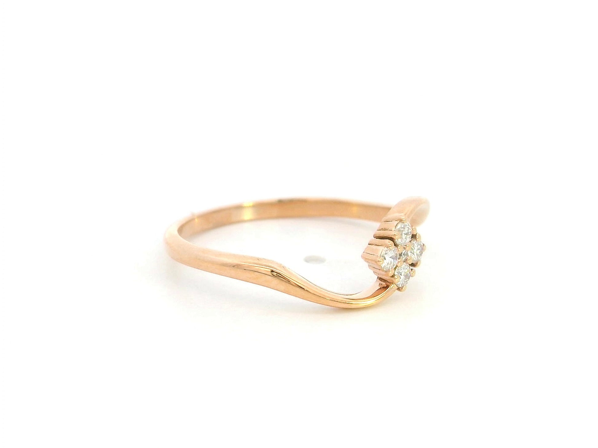 Diamond cluster wave ring in 18K rose gold