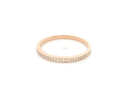 Slim band diamond ring in 18K rose gold with pavé natural diamonds