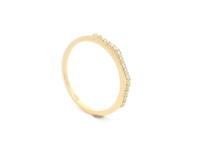 Diamond stackable band ring in 18K yellow gold by Emirates Diamonds