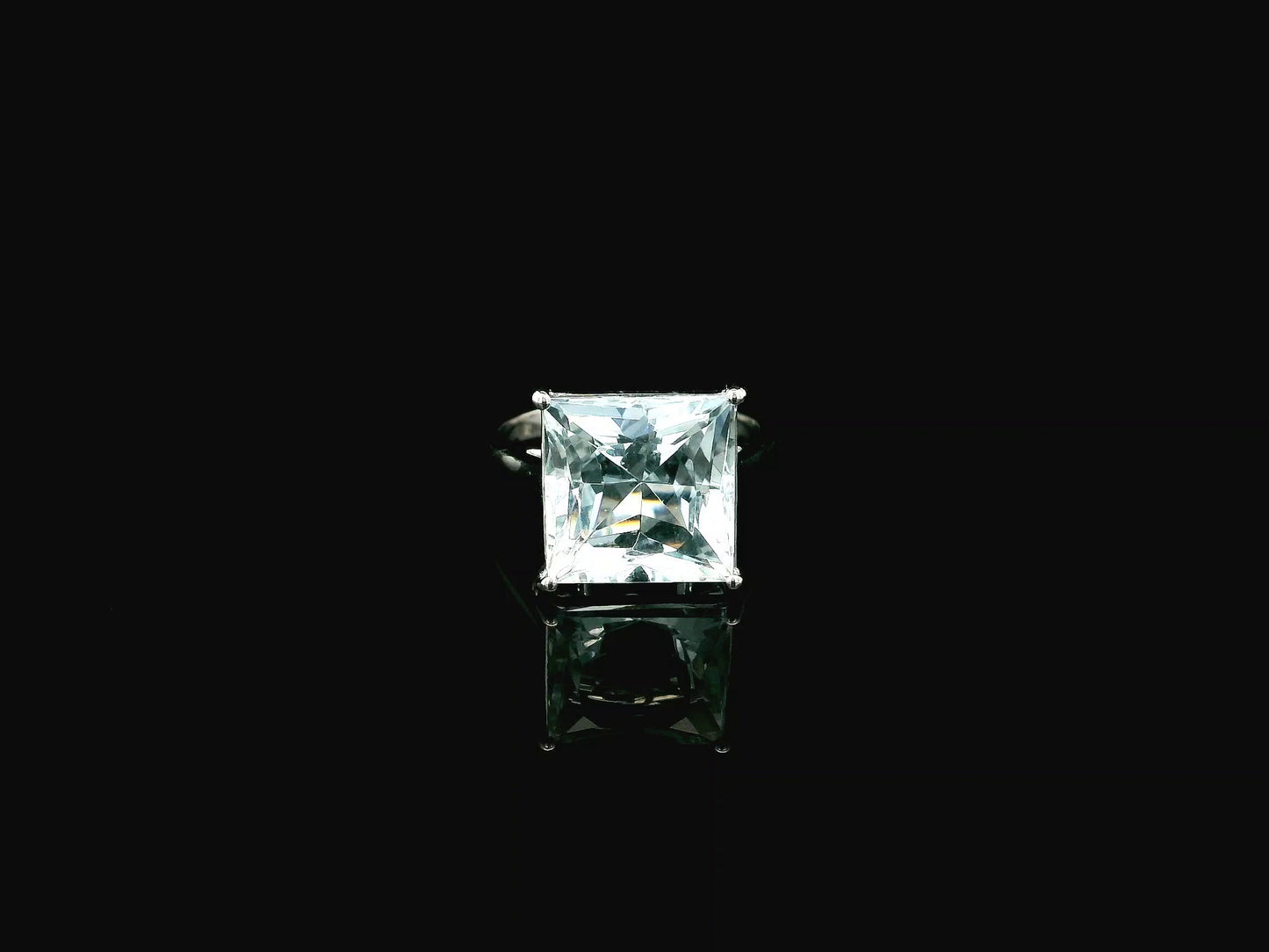 7.76 carat square aquamarine cocktail ring in 18K white gold