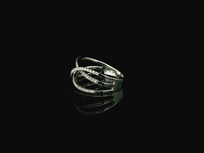 18K white gold diamond criss cross ring with pavé-set crossover bands.