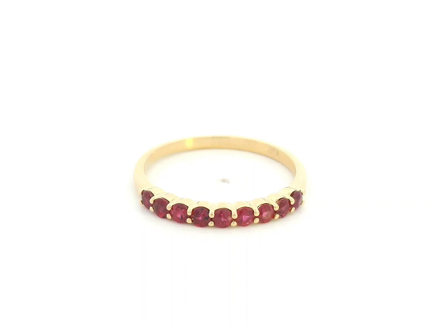 Ruby band ring in 18K yellow gold with natural ruby gemstones