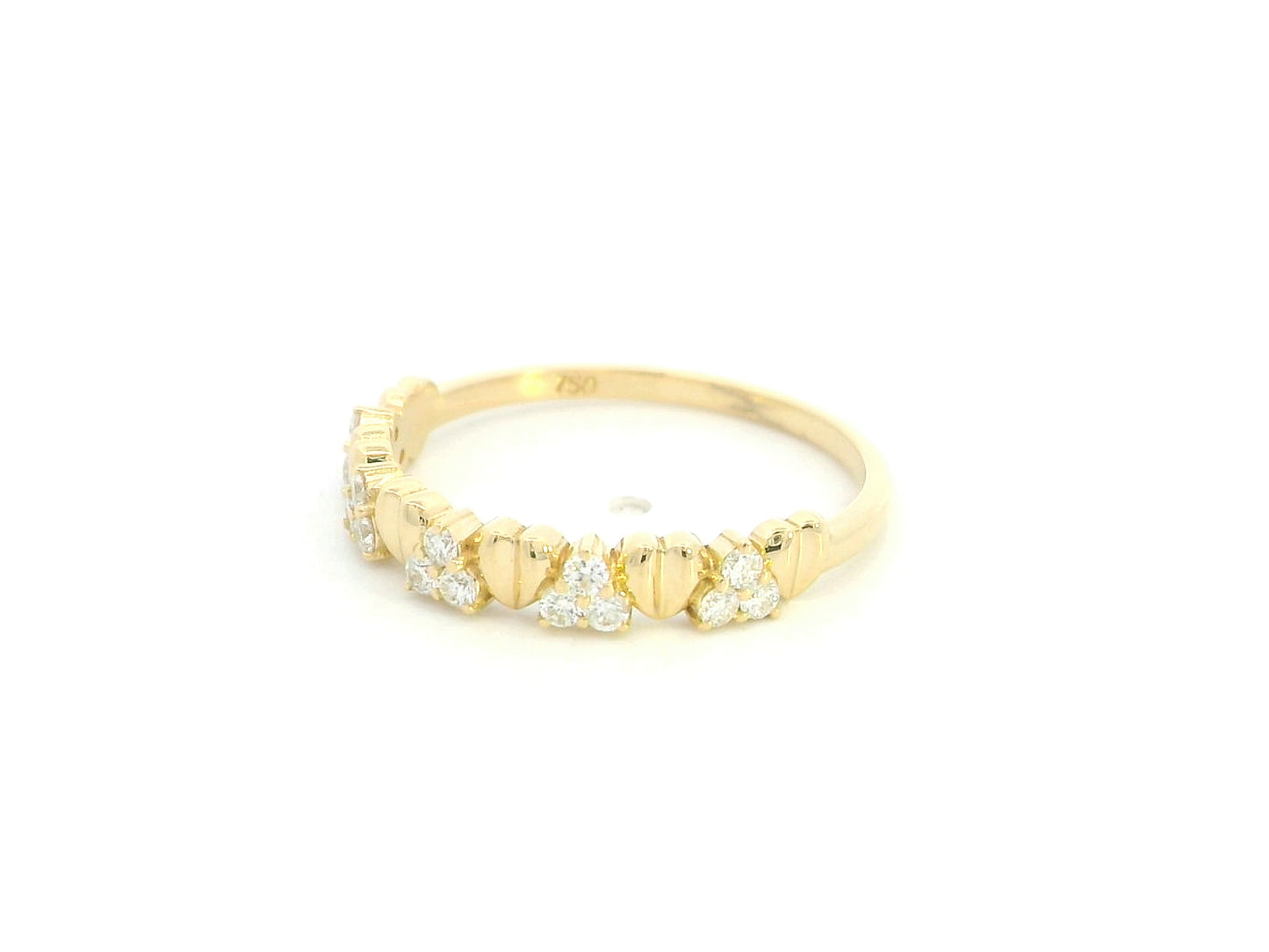 18K yellow gold diamond heart ring featuring alternating heart motifs and diamond clusters with a total diamond weight of 0.21 carat.
