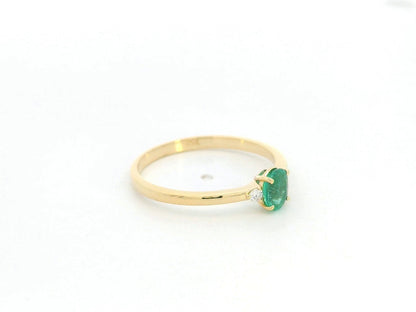 Dainty Emerald & Diamond Ring in 18K Yellow Gold