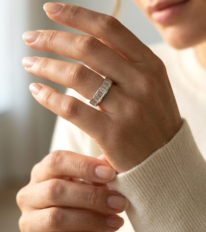 18K white gold baguette diamond channel set band ring with 1.16 carat natural diamonds