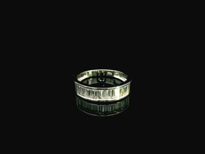 18K white gold baguette diamond channel set band ring with 1.16 carat natural diamonds