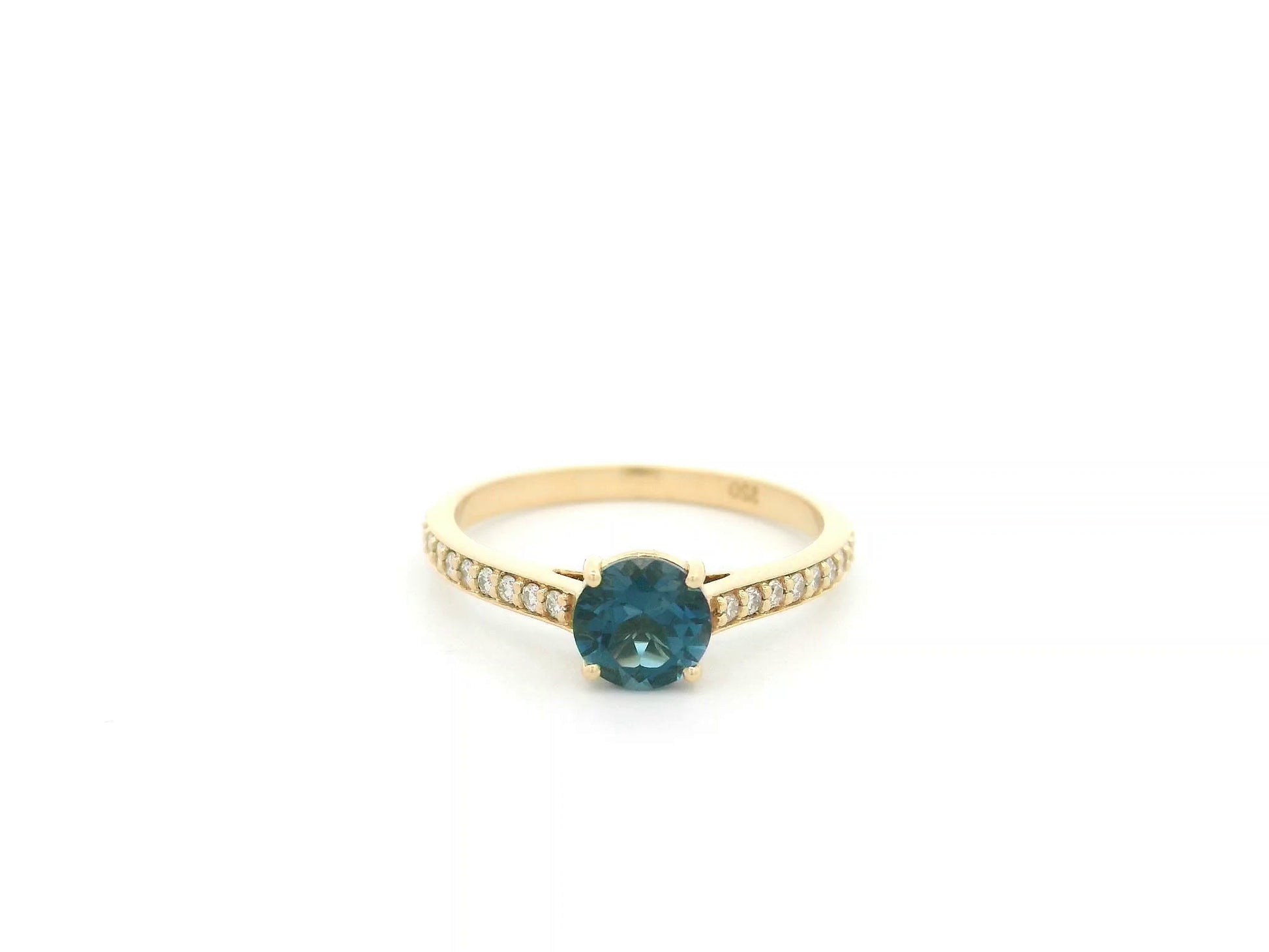 London Blue Topaz and diamond ring in 18K yellow gold with 0.95 carat round London Blue Topaz