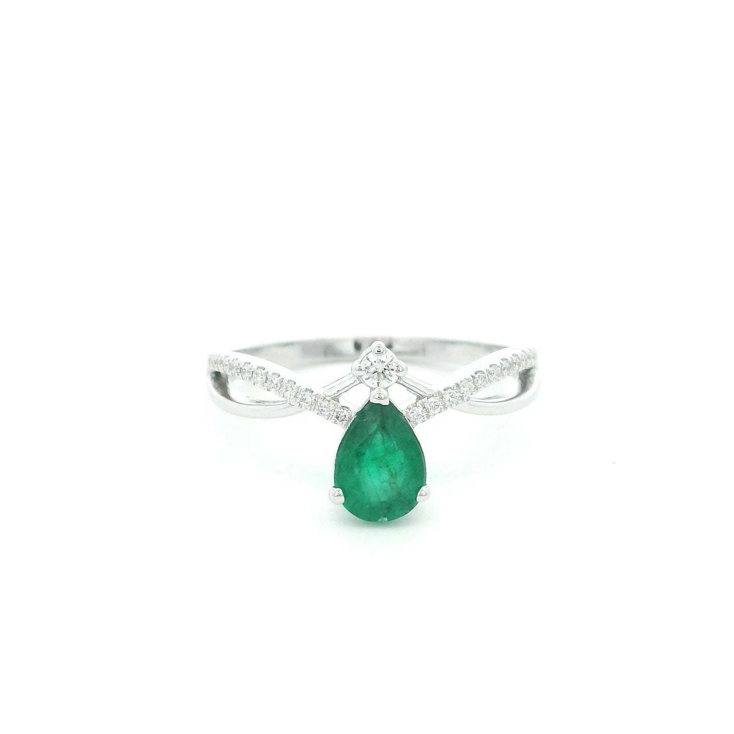 Pear shaped natural emerald and diamond ring in 18K white gold with diamond accented sculpted shoulders