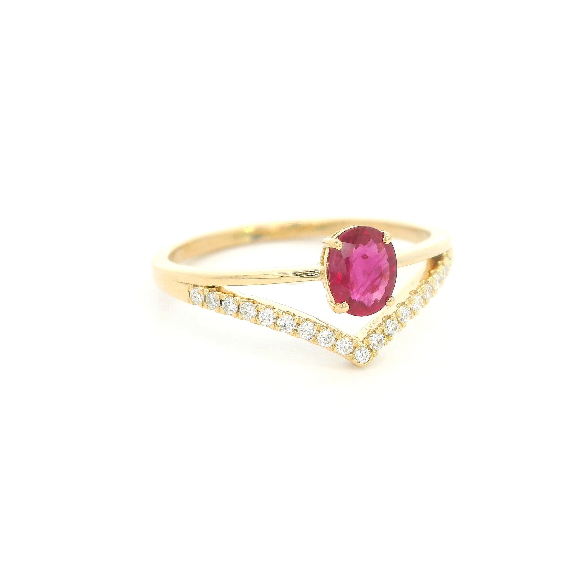 18K Yellow Gold Oval Ruby Ring with V-Shaped Diamond Band and 0.51 Carat Natural Ruby