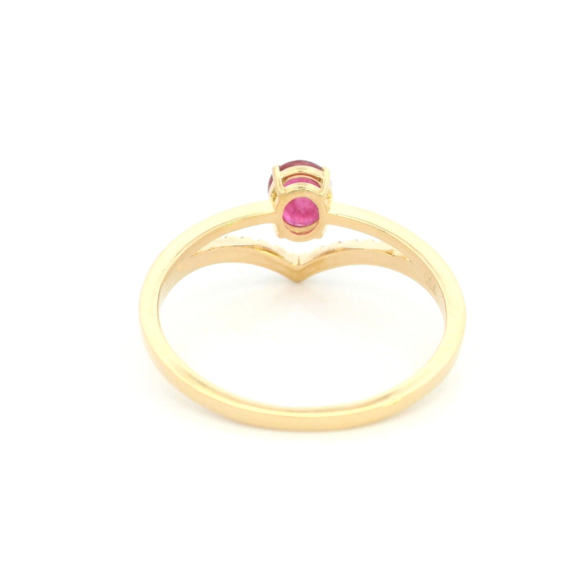 18K Yellow Gold Oval Ruby Ring with V-Shaped Diamond Band and 0.51 Carat Natural Ruby
