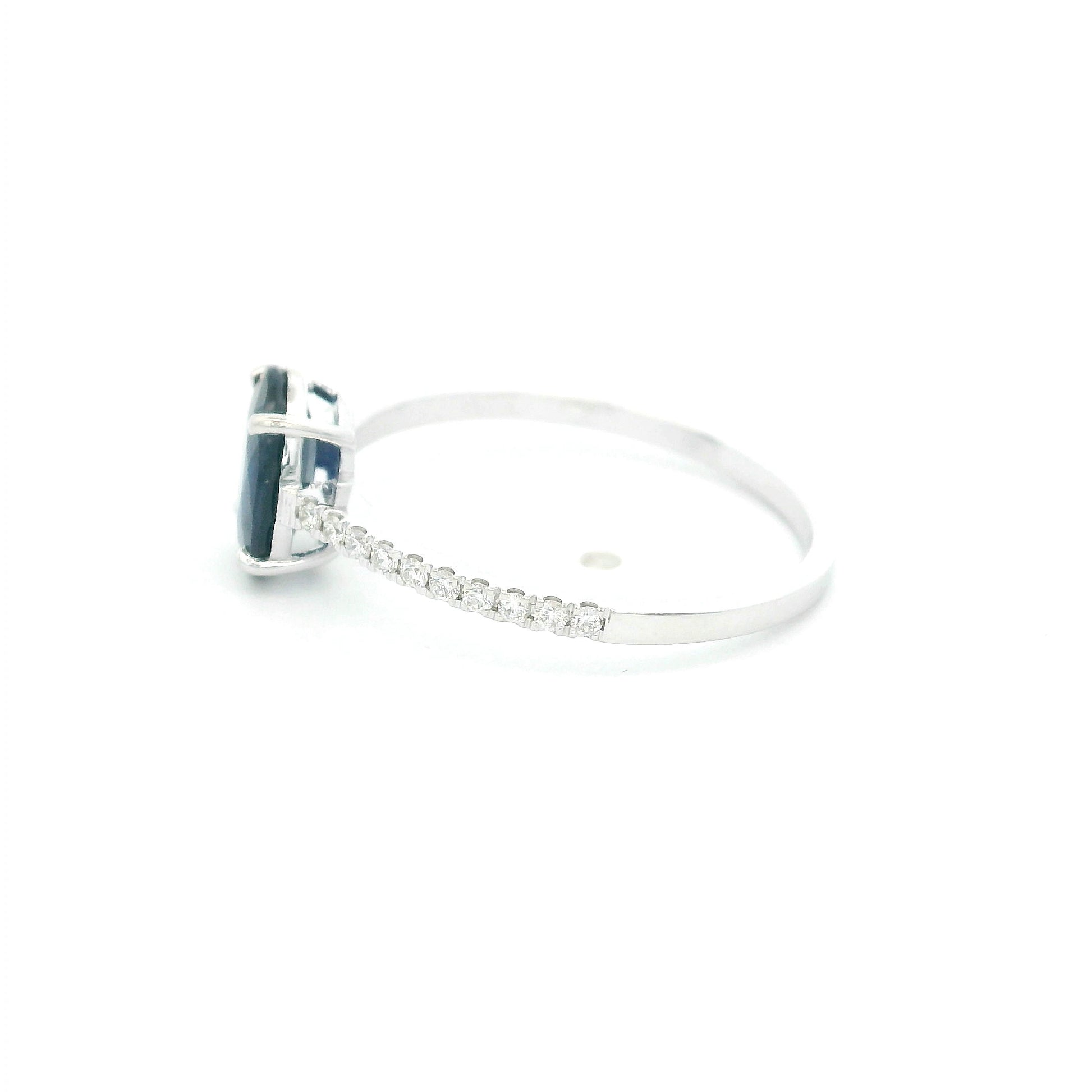 Oval Blue Sapphire Ring in 18K White Gold with Diamond Band | Natural 1.33 Carat Sapphire