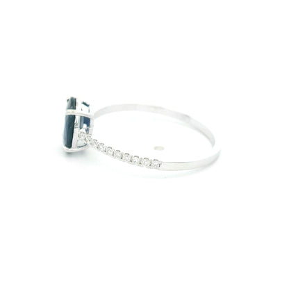 Oval Blue Sapphire Ring in 18K White Gold with Diamond Band | Natural 1.33 Carat Sapphire